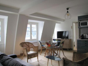 Tiny duplex climatisé
